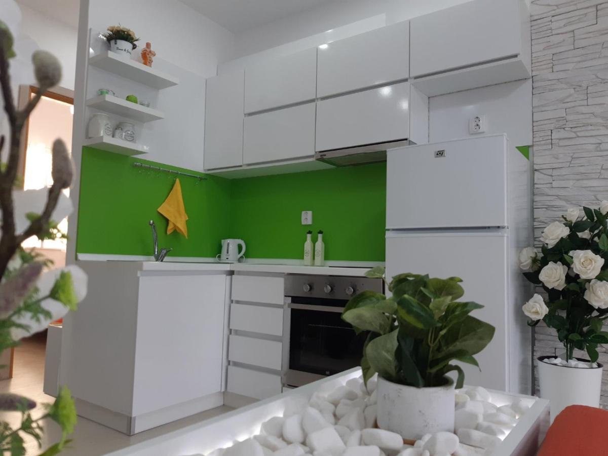 Sun Sea No 2 Apartment Peraia  Exterior photo